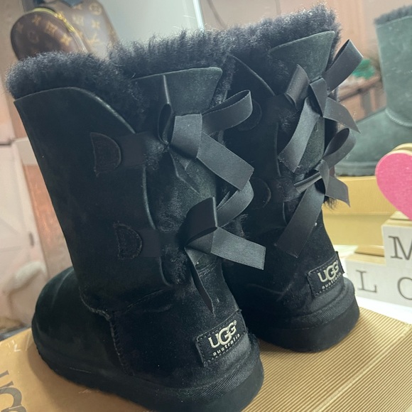 BAILEY UGG BOOTS - Picture 4 of 5